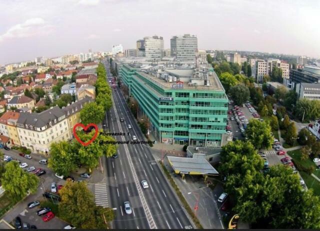 Underground Apartment Bratislava-Nivy Kültér fotó